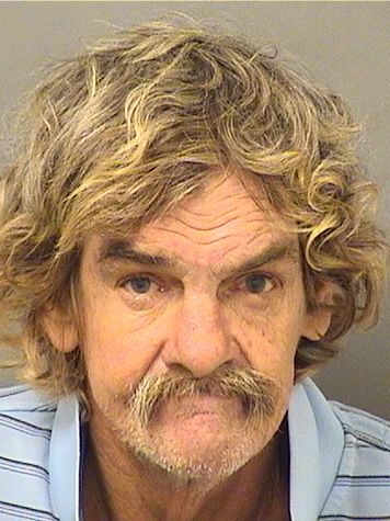  DARRYL KEITH LOUNGE Photo