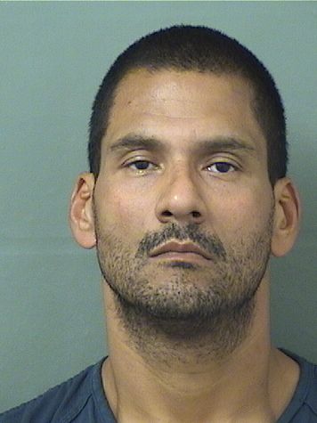  MOSES VILLALOBOS Photo