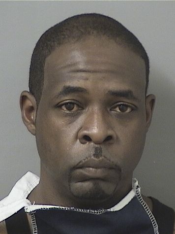  ELTON TRAVOLTA JONES Photo For  ELTON TRAVOLTA JONES