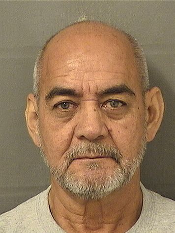  CARLOS A CARDONA Photo