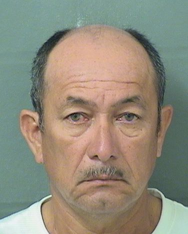  PEDRO ARCHILASANTOS Photo