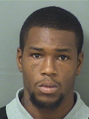  AVERY DAVIS Photo For  AVERY DAVIS