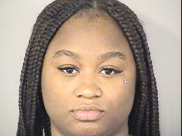  SPARKLE HODGES Photo For  SPARKLE HODGES