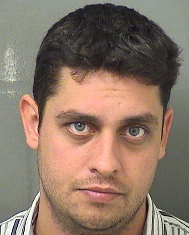  ZACHARY SIMON CRAYON Photo