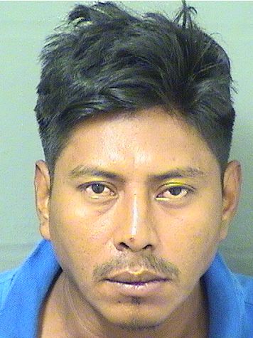  DANIEL VELASQUAZ Photo