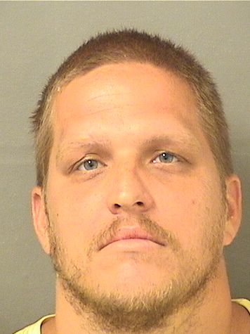  LEWIS TYLER URBAN Photo