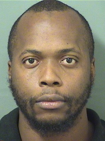  CHALONER SAINTILLUS Photo For  CHALONER SAINTILLUS