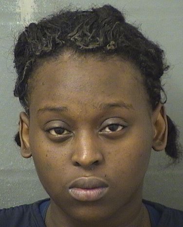  VANESSA SAINTCYR Photo For  VANESSA SAINTCYR