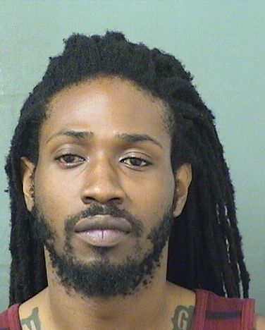  ROBERT TRENSTONLARONN JONES Photo