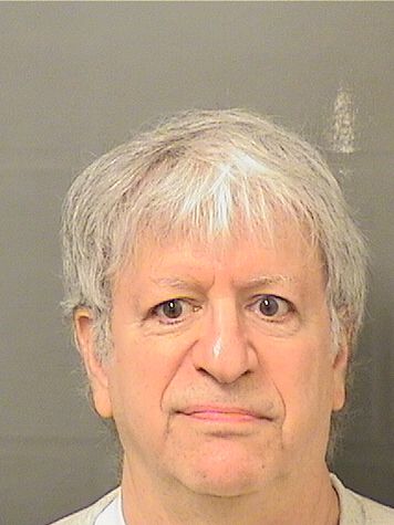  STUART FOX Photo For  STUART FOX