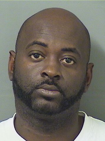  BRANDON LEON SMITH Photo