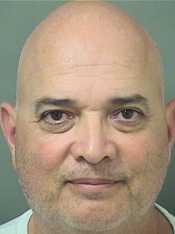  OMAR QUINTANILLA Photo