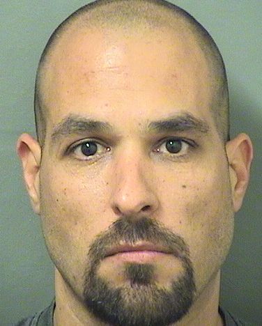  ARTURO RICARDO HOYO Photo