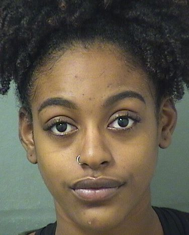  SIYAH SANGUILLEN Photo