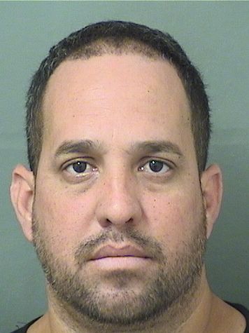  LEANDRO MOMPIE Photo