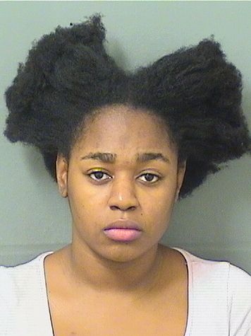  DANIELLA TOUSSAINT Photo