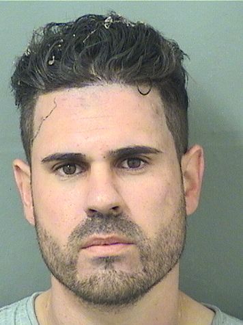  ALAIN A CAOCOLAS Photo For  ALAIN A CAOCOLAS