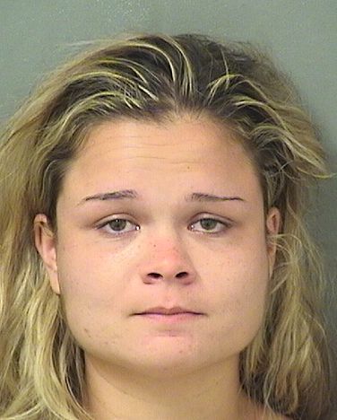  SAVANAH QUINONES Photo For  SAVANAH QUINONES