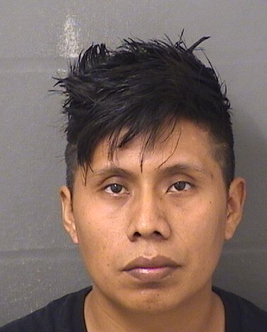  ROBERTO CALEL CRISTOBAL Photo