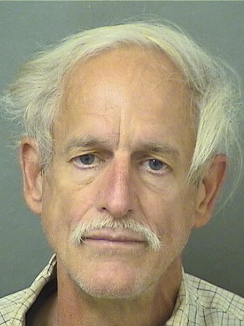  DOUGLAS MACALLISTER Photo