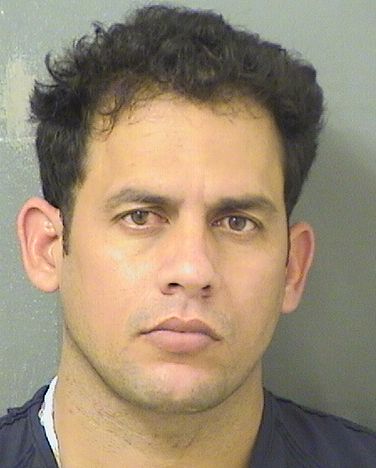  LEODAN CARBONELL VARGAS Photo