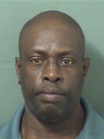  ROBERTO BARNES Photo