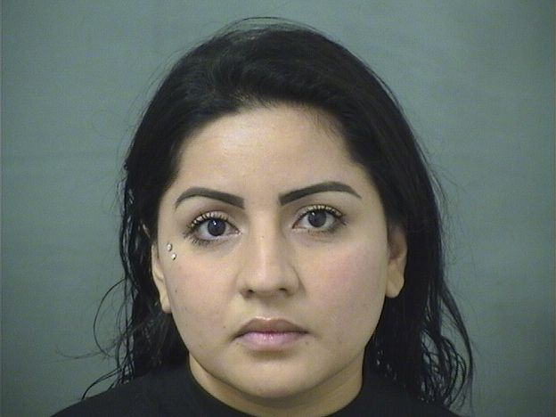  PERLA CABERADELGADO Photo For  PERLA CABERADELGADO