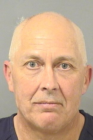  SCOTT WARD DAISEY Photo For  SCOTT WARD DAISEY