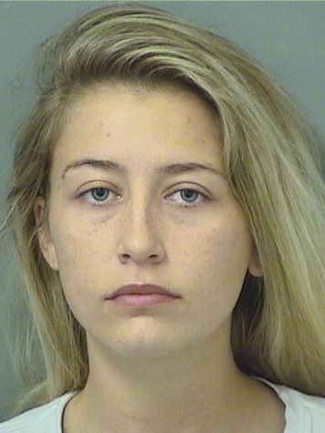  ALEXANDRA REMILLARD Photo