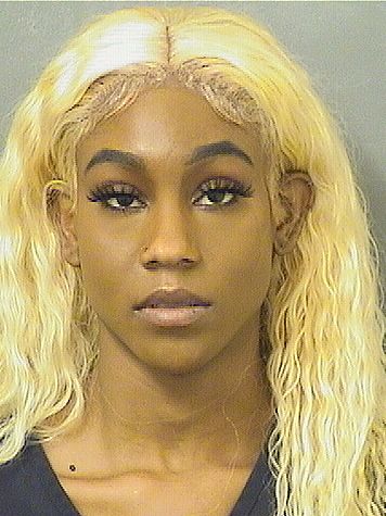  CHANEL ANTONETTE LYNCH Photo For  CHANEL ANTONETTE LYNCH