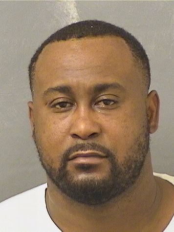  TAVARIS KENTE CHAVERS Photo For  TAVARIS KENTE CHAVERS