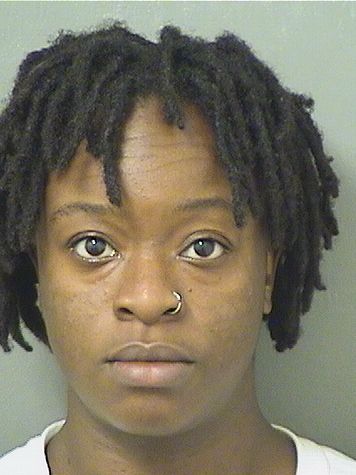  STEPHANIE PETITHOMME Photo