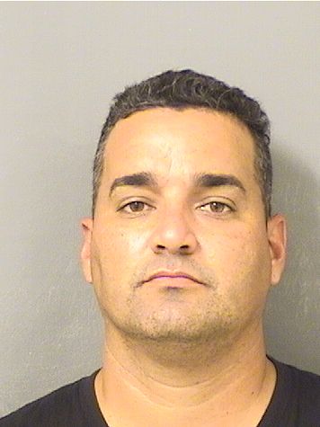  MAIKEL AMADORFLORAT Photo