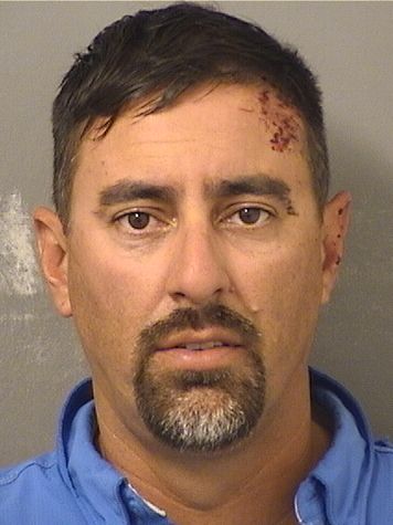  ADRIAN MORALES Photo