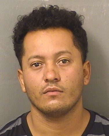  DARWIN ESCOBARESCOBAR Photo