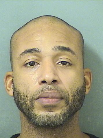  JACQUIOSHONDIE TIERREJAQUESTIN LAGREE Photo For  JACQUIOSHONDIE TIERREJAQUESTIN LAGREE