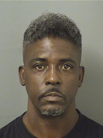  ANTONIO LATROY DAVIS Photo