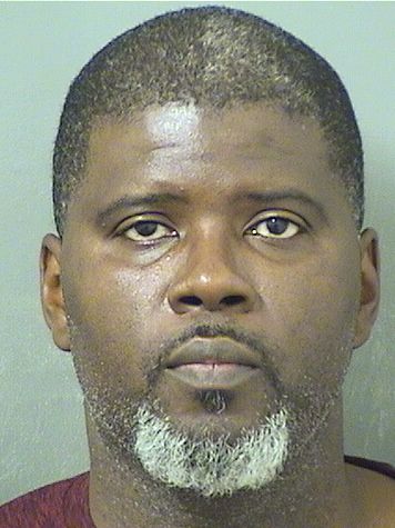  PAUL SON ETIENNE Photo For  PAUL SON ETIENNE