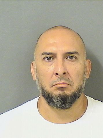  MARIO ERNESTO SAINZ Photo