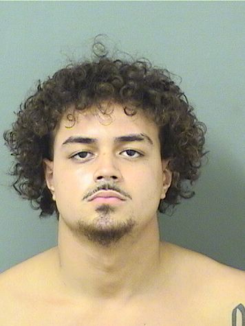  ROBERTO FEBLESROMAN Photo