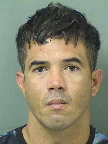  ALAIN PINEYROGONZALEZ Photo For  ALAIN PINEYROGONZALEZ