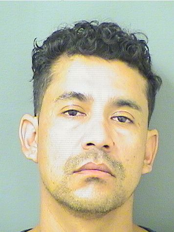  LEONEL GOMEZ Photo For  LEONEL GOMEZ