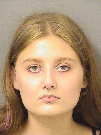  LAUREN ELIZABETH KOENIG Photo