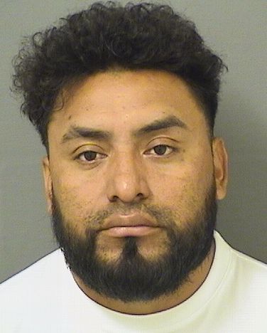  LUCIANO SIQUINASANCHEZ Photo