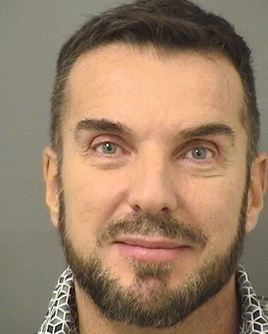  LEONARDO BUSA Photo For  LEONARDO BUSA