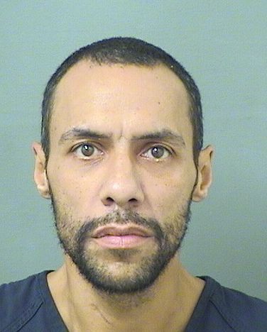  BRETT OMARFRYE GENOUS Photo For  BRETT OMARFRYE GENOUS