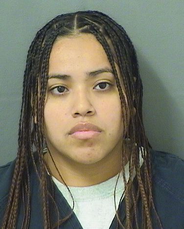  ALEJANDRA MITSUKO VASQUEZ Photo