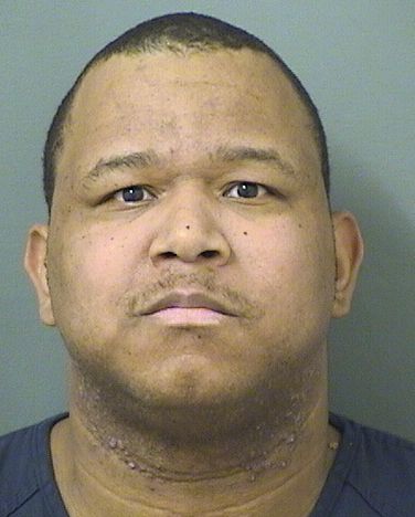  JULIAN OMARWARREN SCOTT Photo