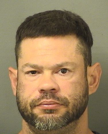  BENJAMIN SARMIENTO Photo