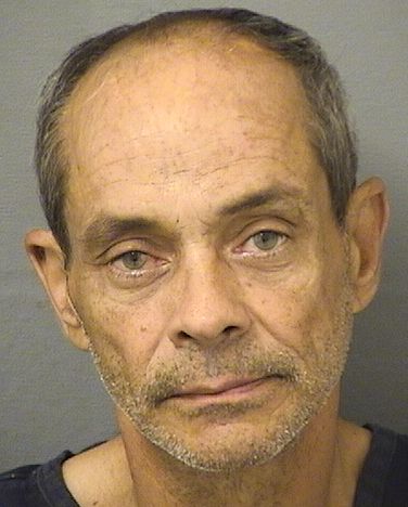  LIZANDER LIZARDI Photo